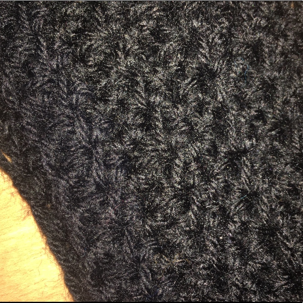 Black Infinity Scarf - Picture 3 of 4